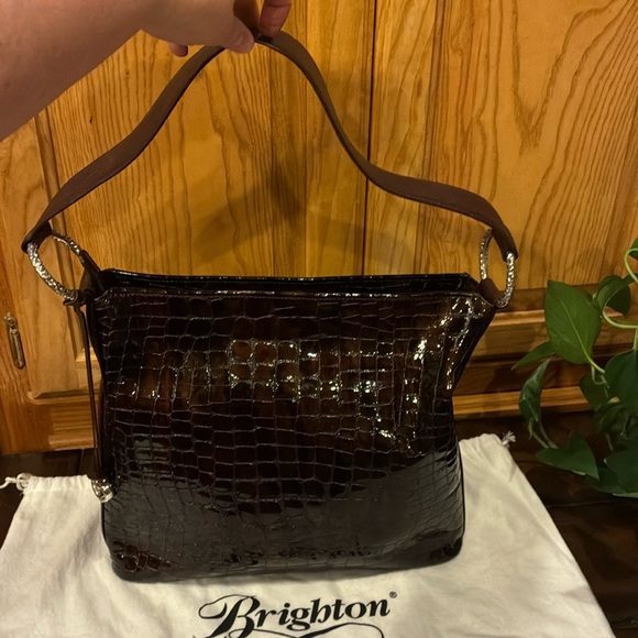 Like New Brighton Cher Brown Patent Leather Embossed Shoulder Bag (ABBA) - Picture 3 of 16